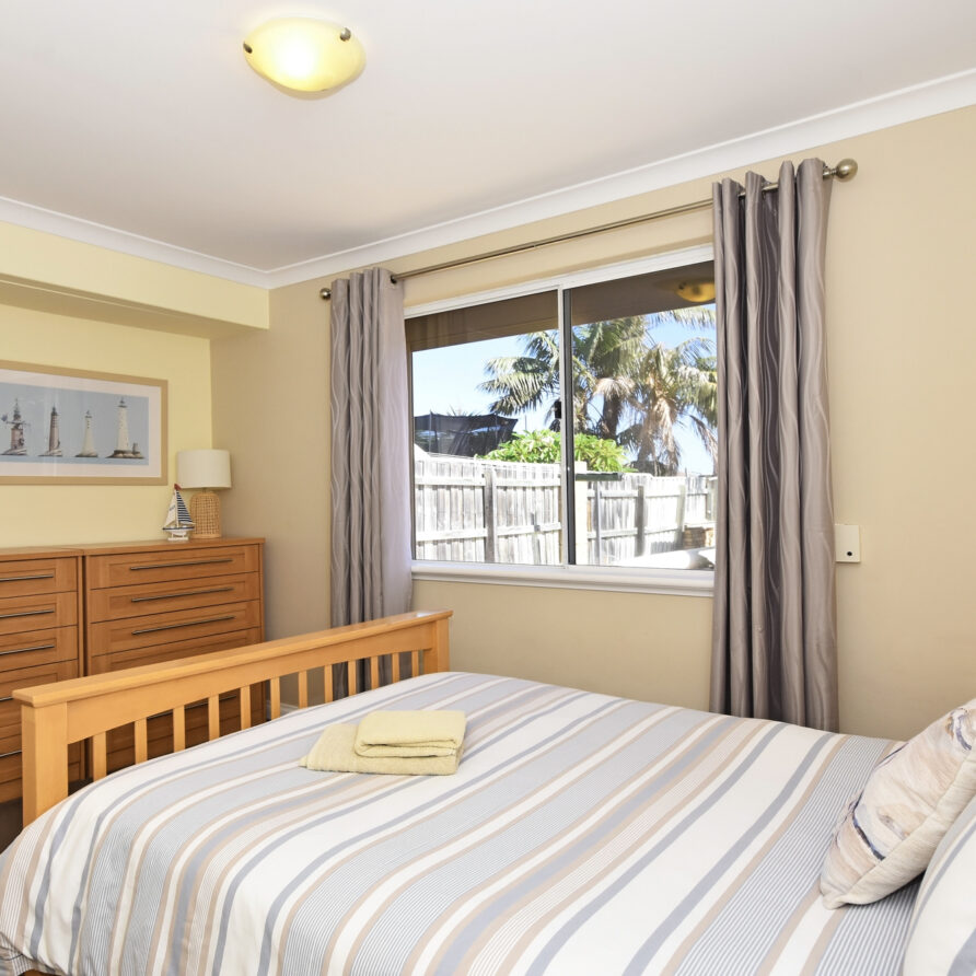 Bedroom three with double bed  perth holiday stays Bedroom three with double bed