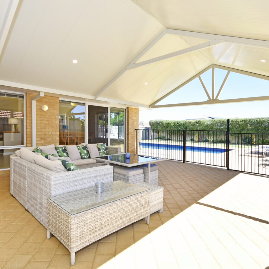 Amazing alfresco area complete with comfortable seating  perth holiday stays Amazing alfresco area complete with comfortable seating