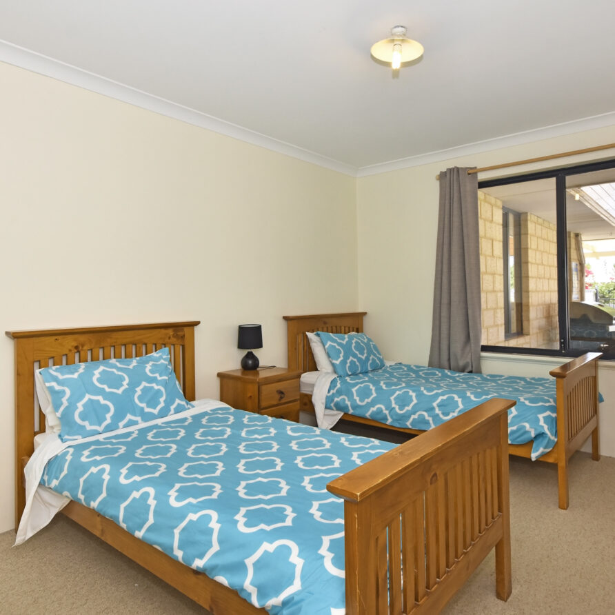 Bedroom three with two single beds  perth holiday stays Bedroom three with two single beds