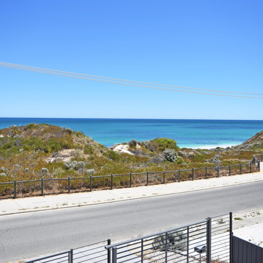 Yanchep lagoon is literally meters away  perth holiday stays Yanchep lagoon is literally meters away