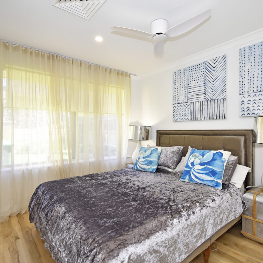 Bedroom three  perth holiday stays Bedroom three