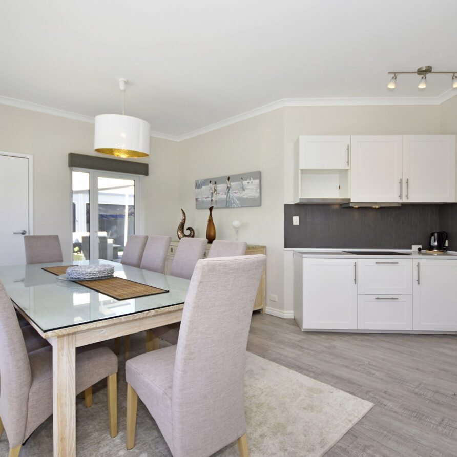 Dining area and kitchenette  perth holiday stays Dining and kitchenette with access to alfresco
