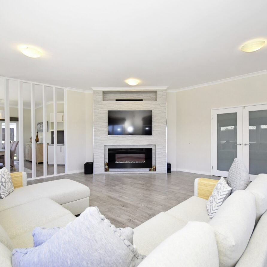 Family lounge on ground level  perth holiday stays Family lounge on ground level