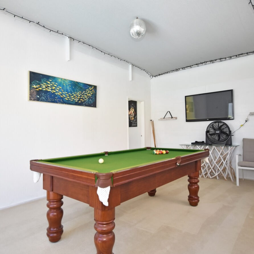 Pool table  perth holiday stays Games room with pool table