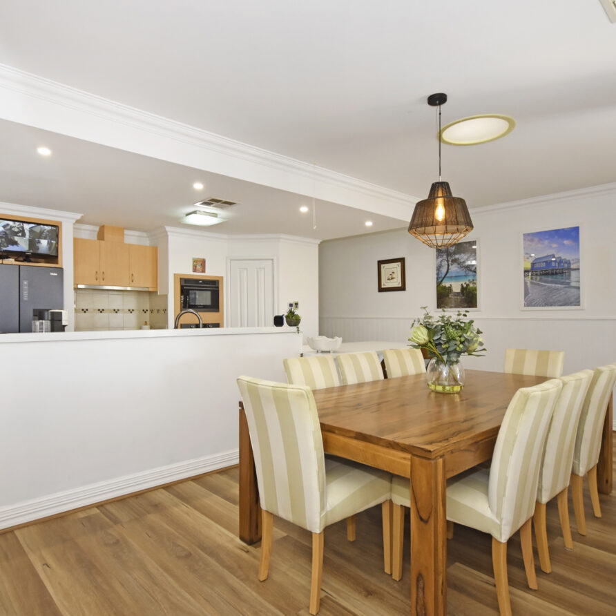 Dining area complete with seating for 8  perth holiday stays Dining area complete with seating for 8