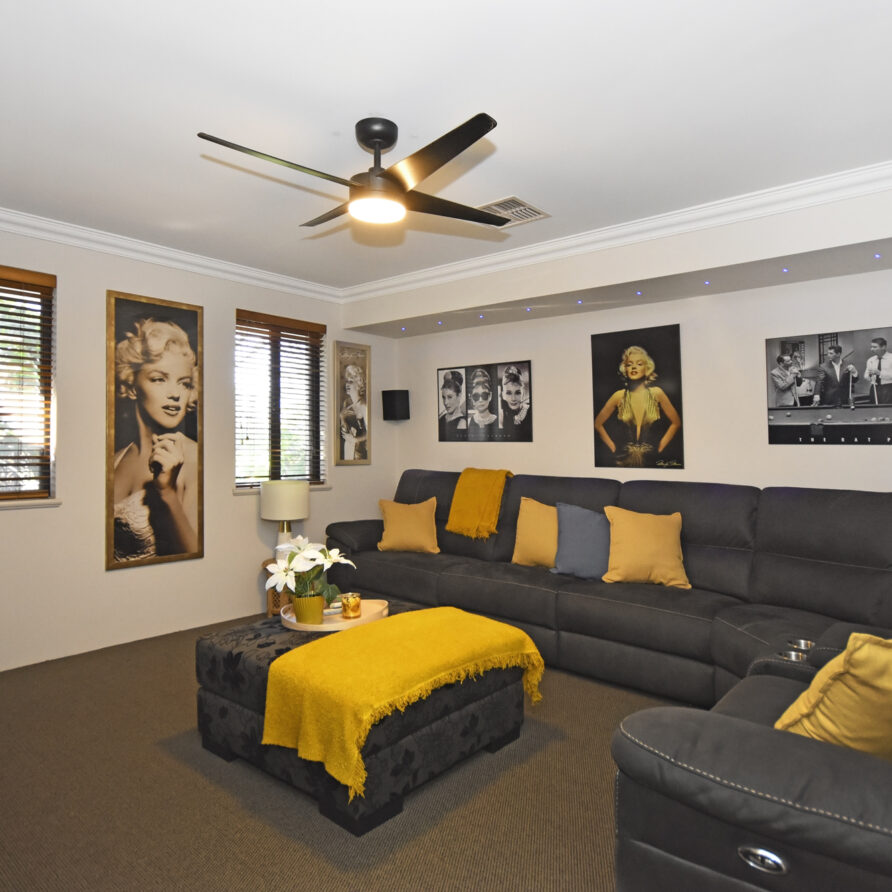 Huge comfortable corner sofa to chill  perth holiday stays Huge comfortable corner sofa to chill with family and watch a great movie